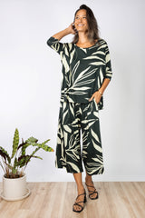 Julie 3/4 Sleeve Top (Maile Forest)