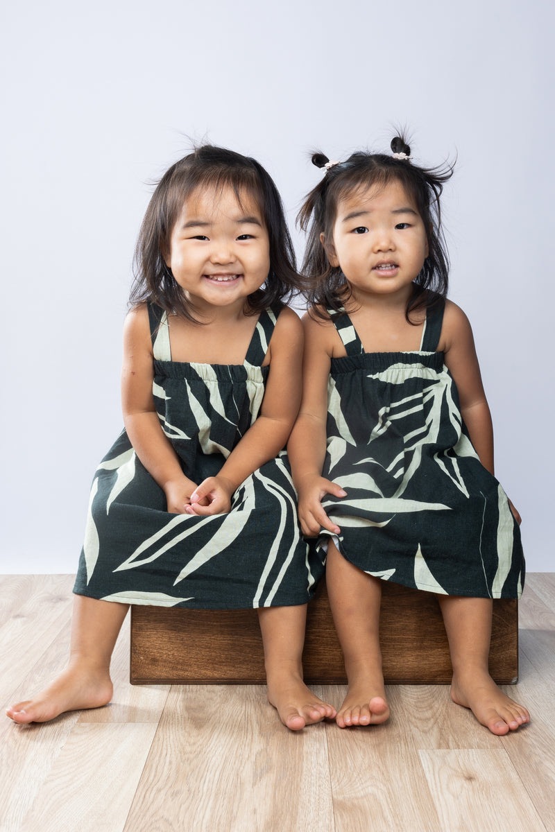 Miki Jumper Dress (Maile Forest)