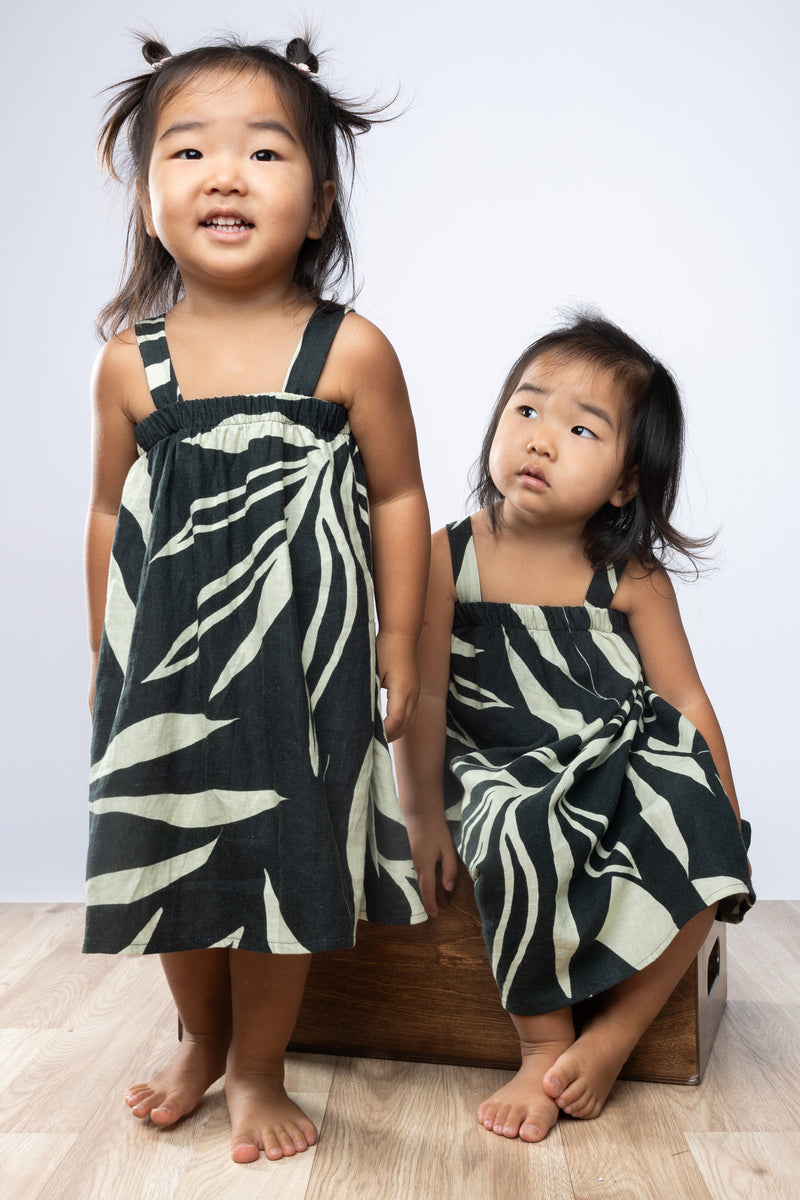 Miki Jumper Dress (Maile Forest)