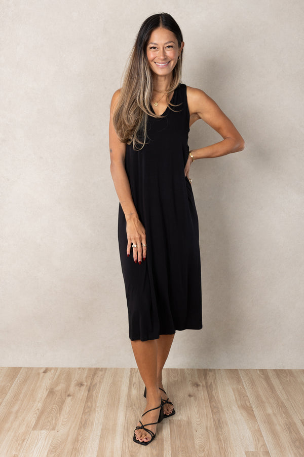 Lissa Twist-Back Midi Dress (Black)
