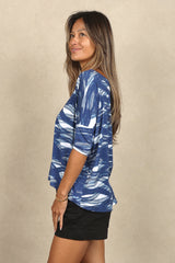 Julie 3/4 Sleeve Top (Indigo Waves)