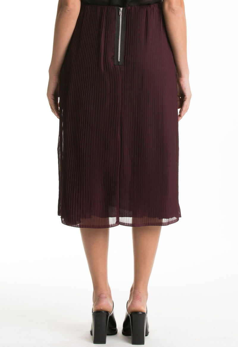Pembroke Pleated Midi Skirt - M