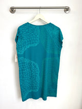 Kealopiko Dawn V-neck Dress  (Ka 'Upena Ho'olei a ka Lawai'a)