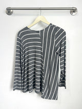 Gail L/S V-Neck Top (Charcoal Stripe) - M