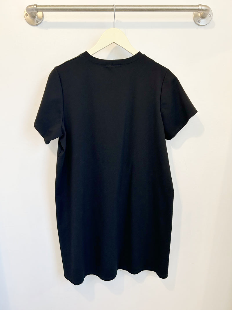Fiona Shift Dress (Black Ponte) - L