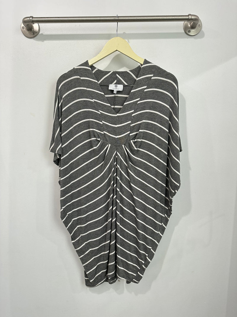 Jade Pleated Kaftan Dress (Charcoal Stripe) - XS