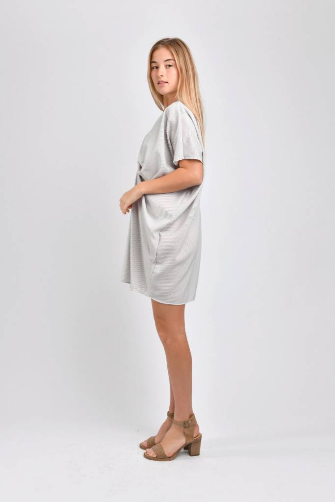 Jade Pleated Kaftan Dress (Oxford Stripe) - L