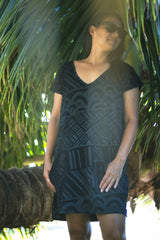 Kealopiko Dawn V-Neck Dress  (He Ho'oheno Ua) - S