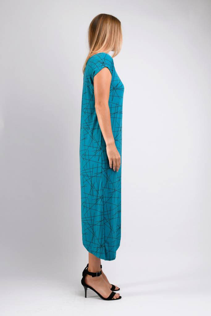 Lola Asymmetric Maxi (Line Print) - M